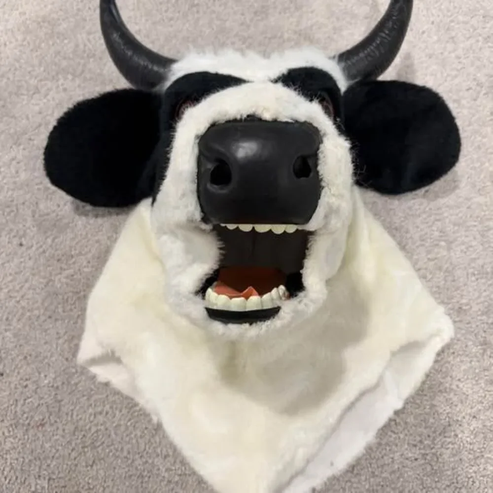 NEW Cow Head Moving Mouth Halloween Mask Prop